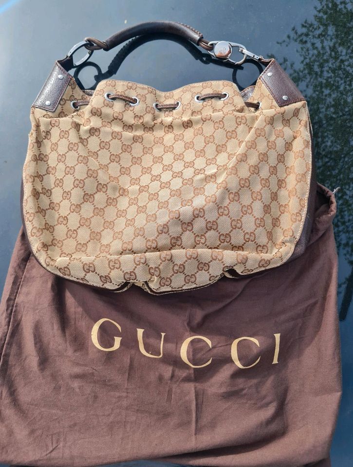 Gucci Damen Tasche Original Leder NP ca 700€!!! in Hamburg