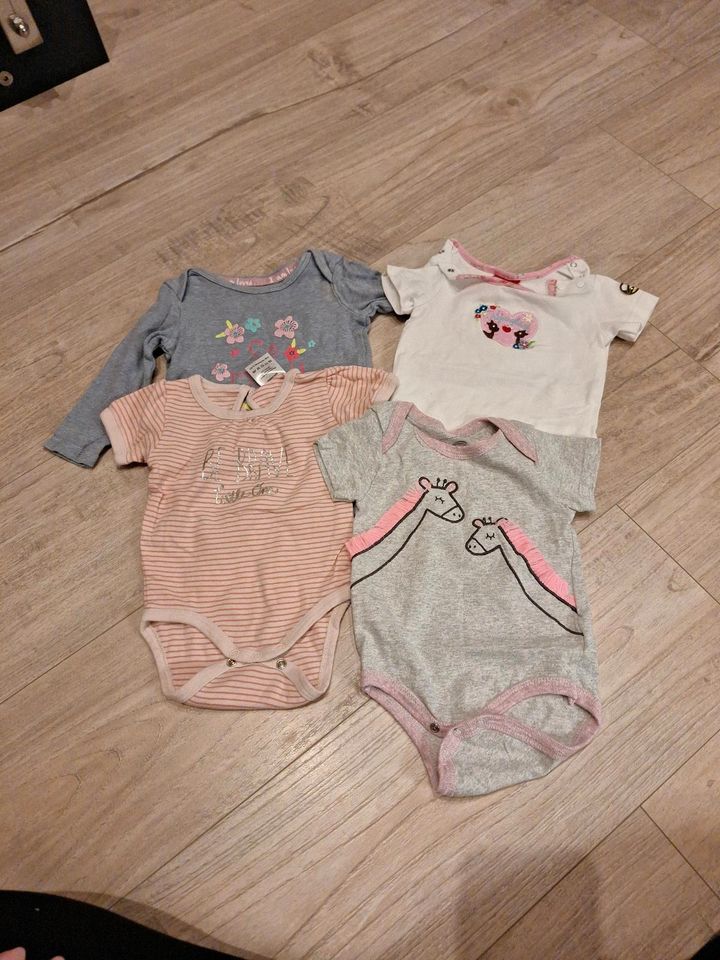 Bekleidungspaket Baby Mädchen Kinderkleidung in Rietberg