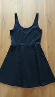 Kleid (geriffelt) in schwarz von H&M  in Größe 38 Niedersachsen - Damme Vorschau