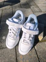 Turnschuhe Adidas Forum Low 40 zwei/drittel weiß, hellblau Nordrhein-Westfalen - Inden Vorschau