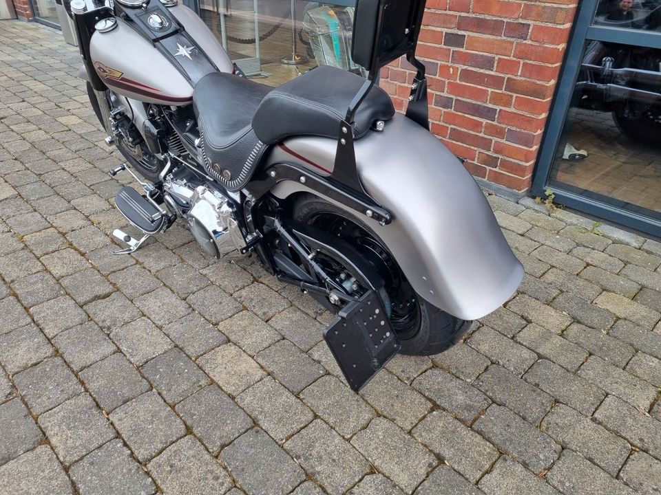 Harley-Davidson Fat Boy FLSTF mit Extras in Bielefeld