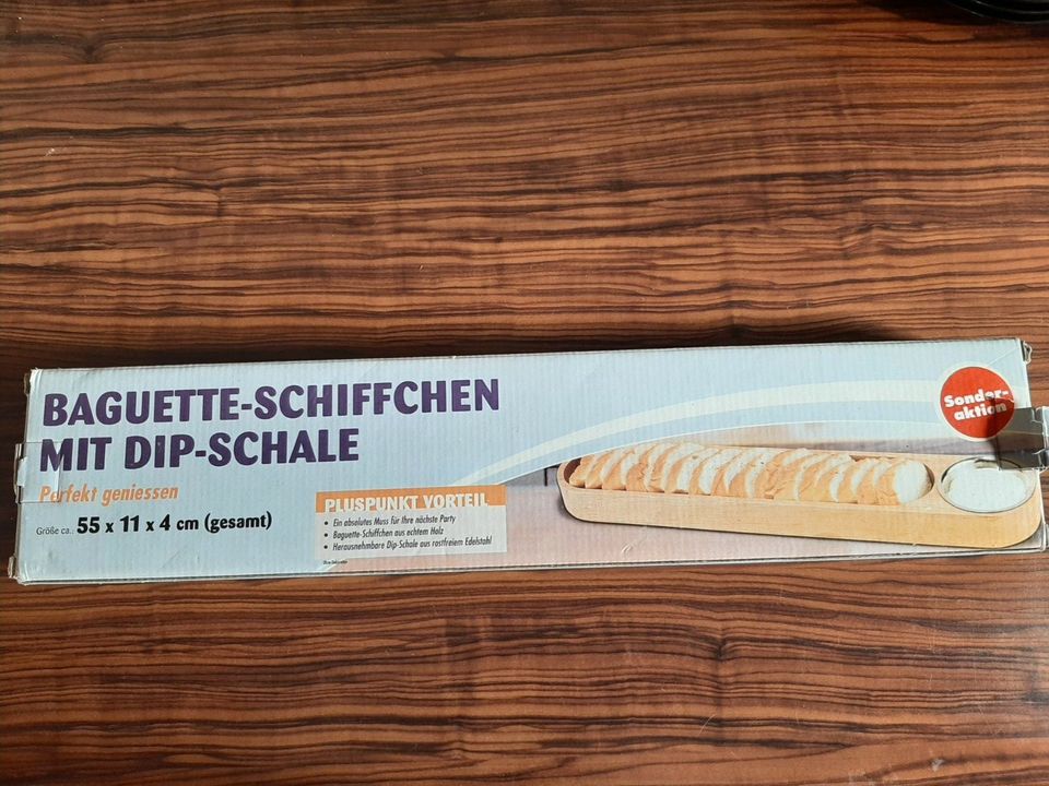 Baguette Schiffchen / Schale aus Holz in Dortmund