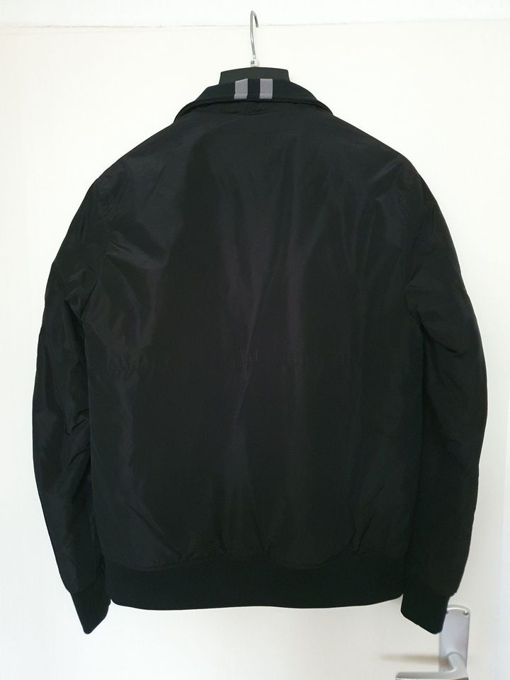 Blouson von La Martina, schwarz, Gr. M, neu, hält warm, NP 289,00 in Wiesbaden