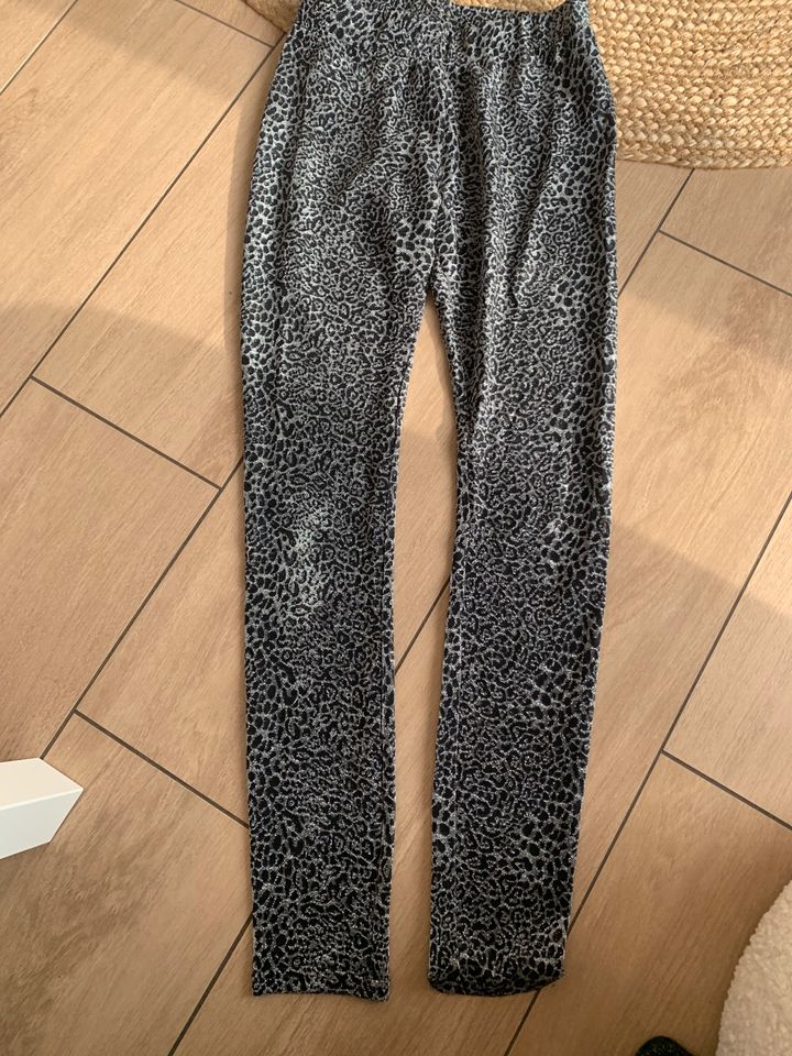 Sofie Schnorr Legging XS Silber schwarz Hose in Andernach