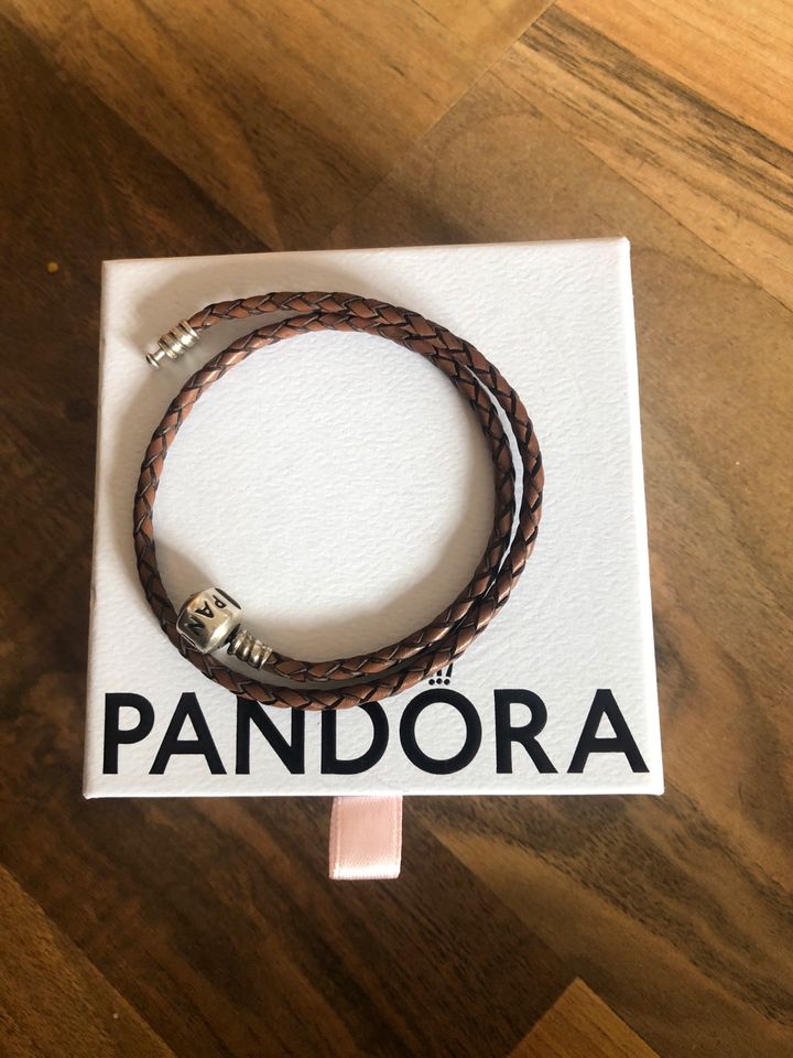 Pandora lederarmband Braun doppelarmband in Altona - Hamburg Sternschanze |  eBay Kleinanzeigen ist jetzt Kleinanzeigen