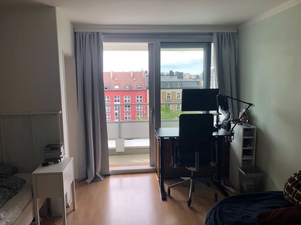 Schöne, lichtdurchflutete 1,5-Zimmer-Wohnung im Westend in München