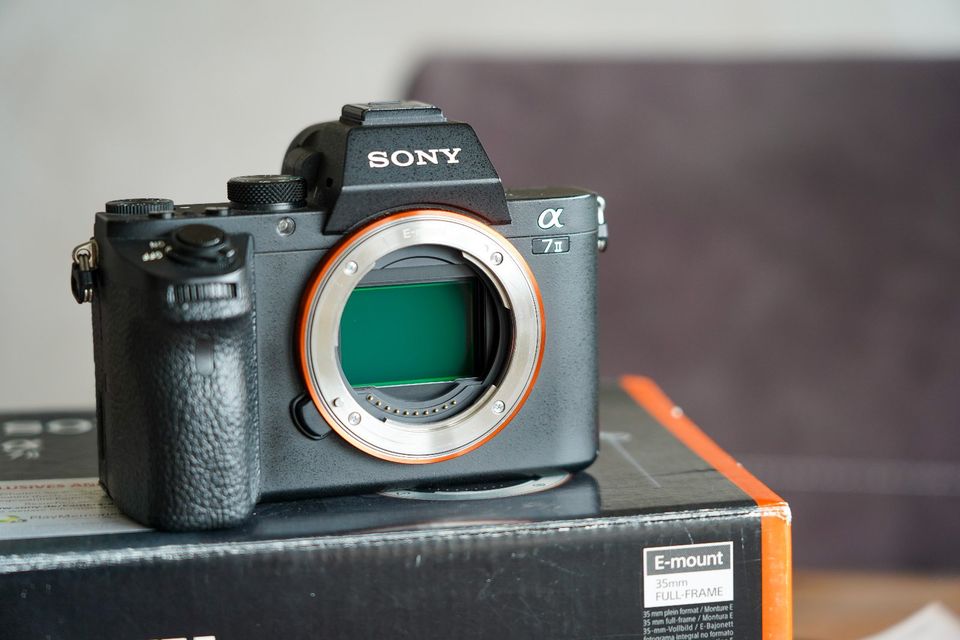 Sony A7II (Body) Vollformat Kamera - 16971 Auslösungen & 5x Akku in Hemsbach