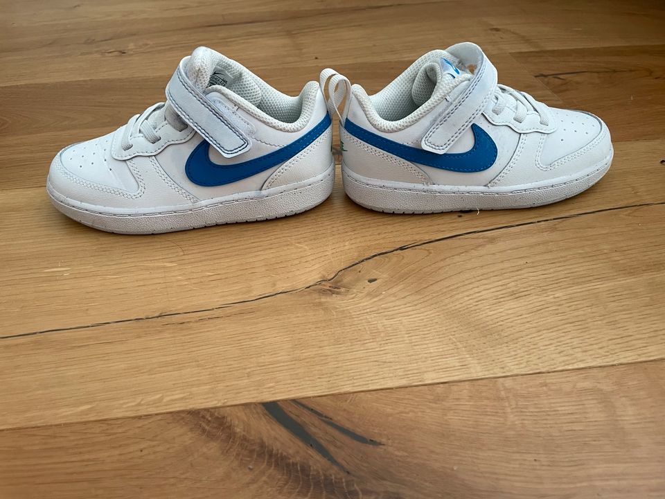 Nike Sneakers Größe 26 in Frechen