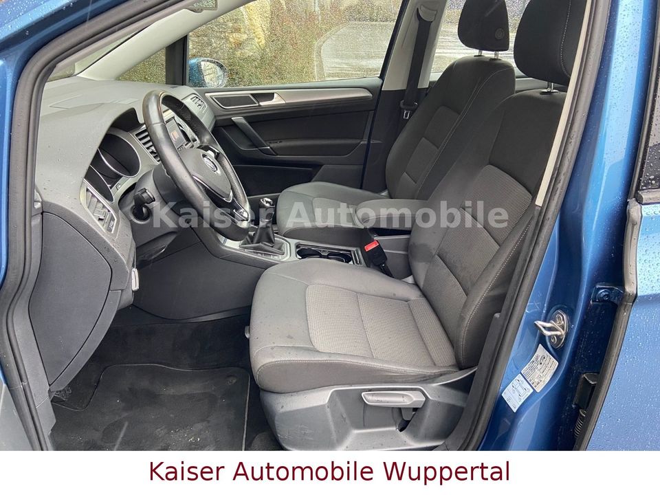 Volkswagen Golf Sportsvan Comfortline*1.Hand*SHZ*AHK*Klima in Wuppertal