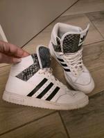Adidas sneakers sneaker schuhe sport freiteit fitness Baden-Württemberg - Linkenheim-Hochstetten Vorschau