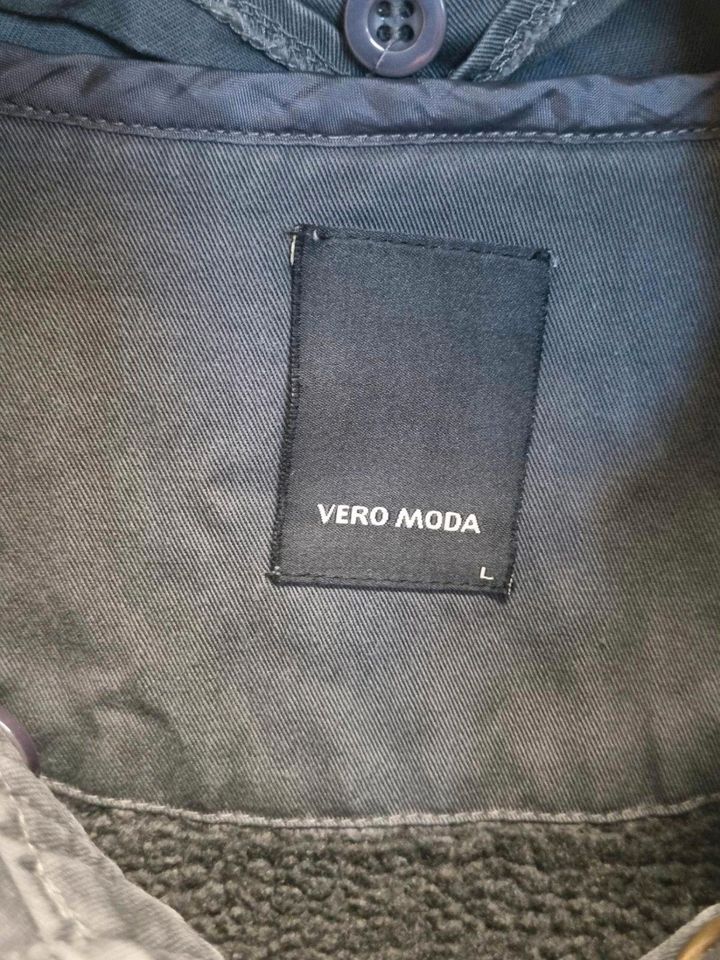 Jacke Vero Moda Gr. L grau in Oberkotzau