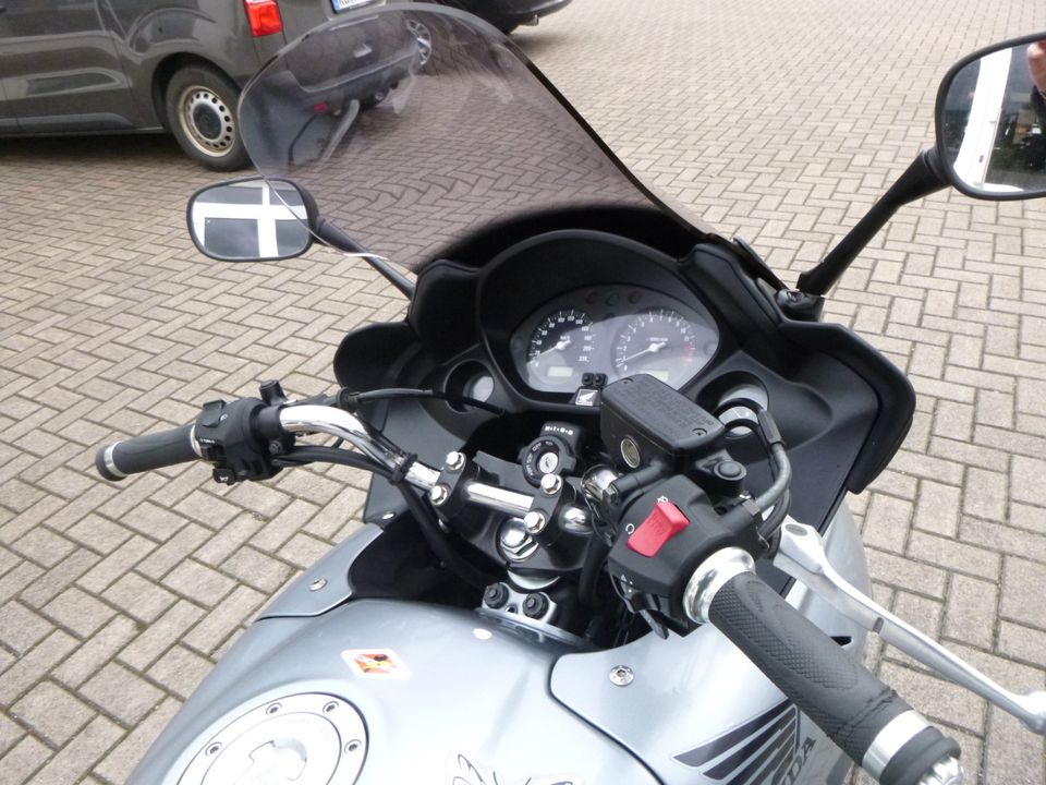 Honda CBF 600 SA gebraucht in Uhlstädt-Kirchhasel