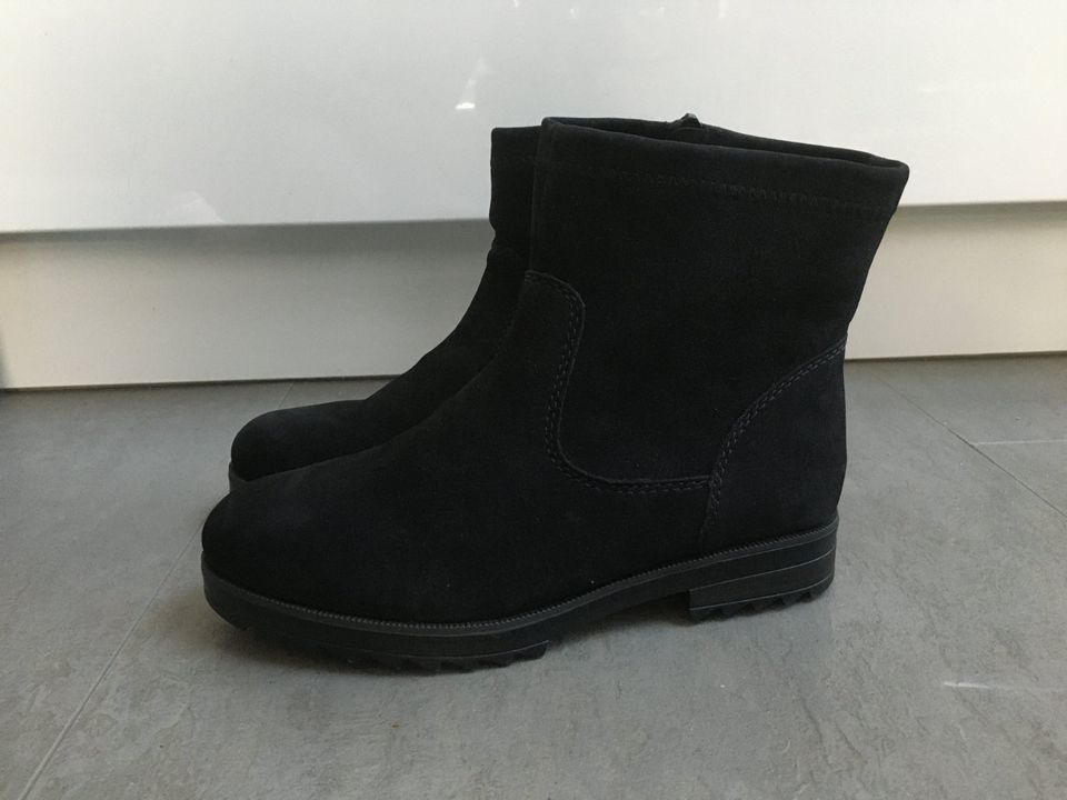 remonte, Schuhe Stiefel gefüttert Winter Weihnachten, Gr.36 - NEU in Laatzen