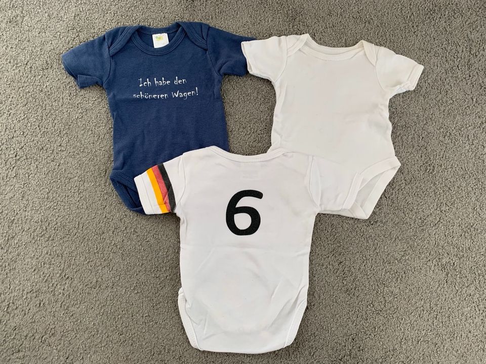 ❤️ Baby Bodys 50 56 Set Fußball Trikot Frühchen Sommer in Leipzig