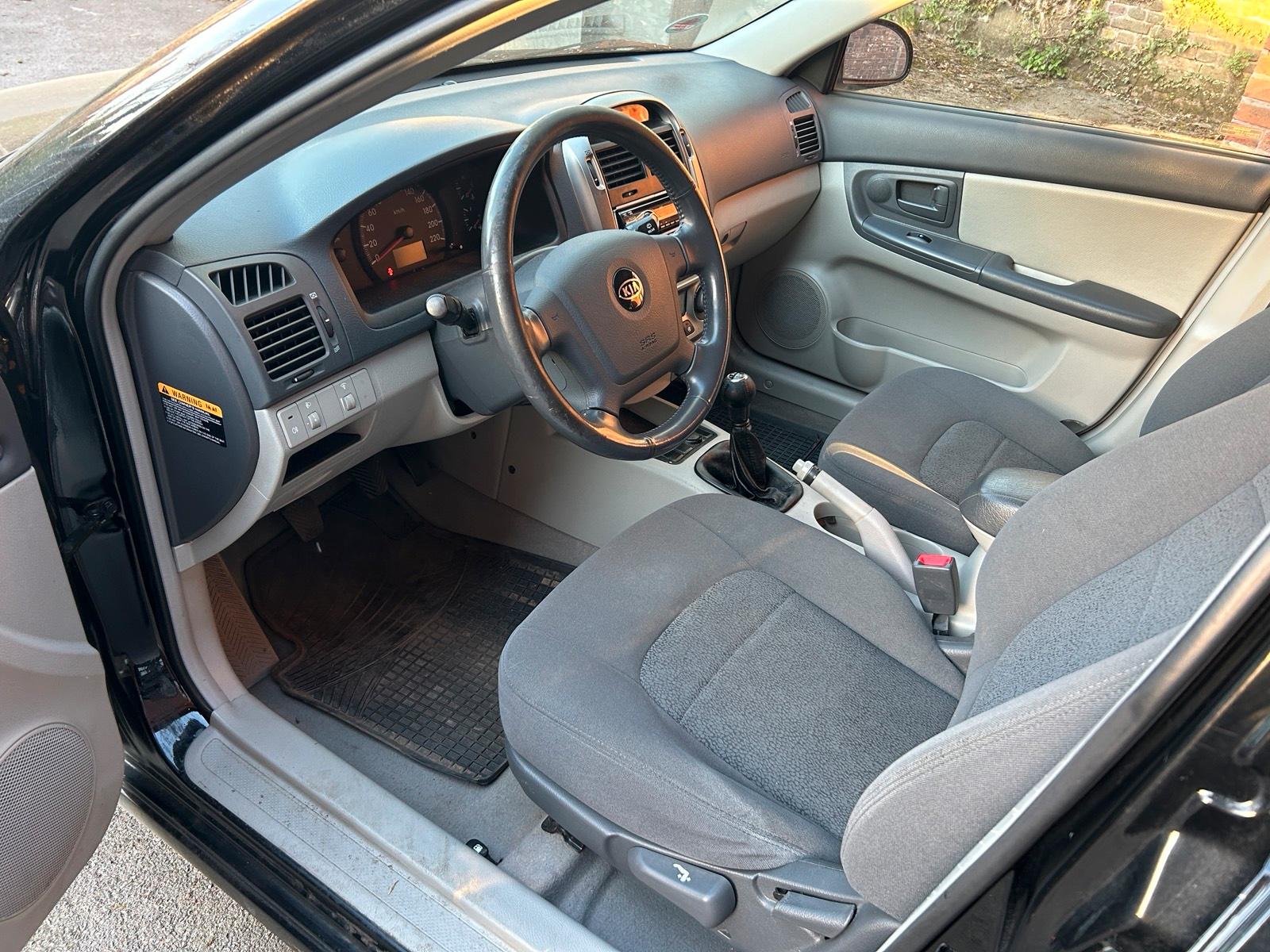 Abbildung des Autos Zu verkaufen kia Cerato