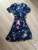 blumiges Wickelkleid Berlin - Marzahn Vorschau