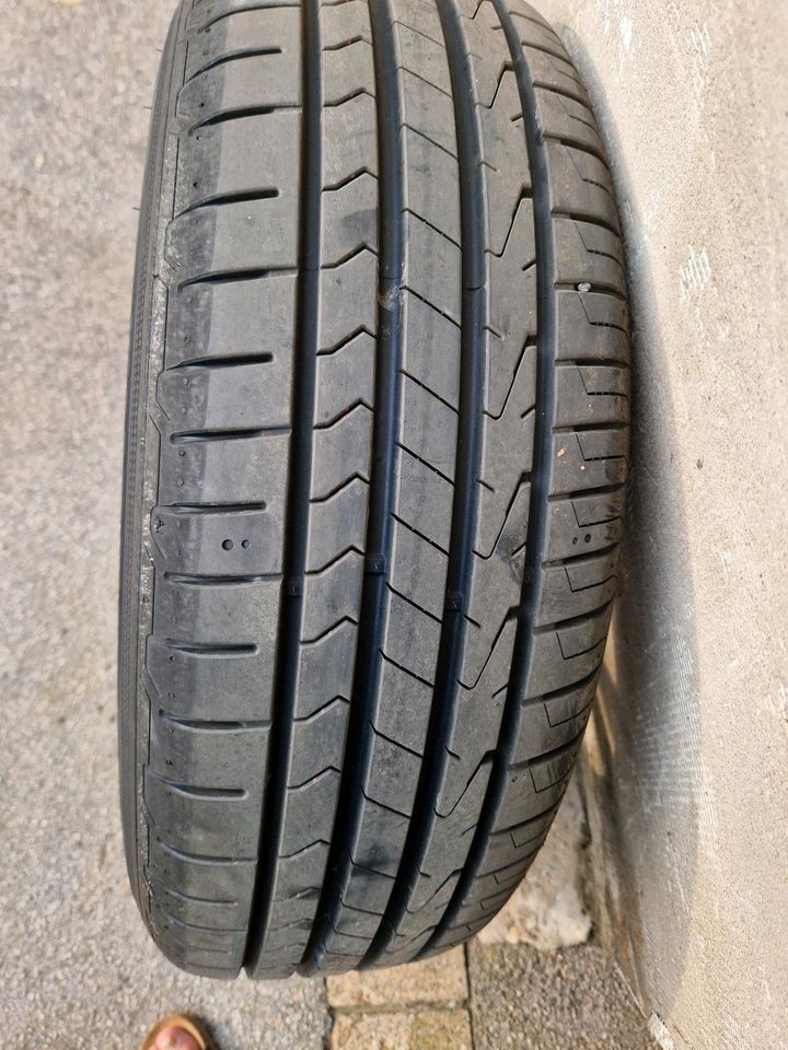 215 65 17R 99V Alufelgen und sommerreifen Hankook Ventus prime in Herne