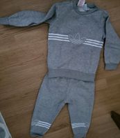 Adidas Sportanzug Jogginganzug Bekleidungspaket Hose Gr.104 Bayern - Hof (Saale) Vorschau