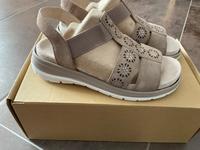 Caprice Sandale mit Strass taupe Gr. 36 Neuware mit Versand inklu Niedersachsen - Wolfsburg Vorschau