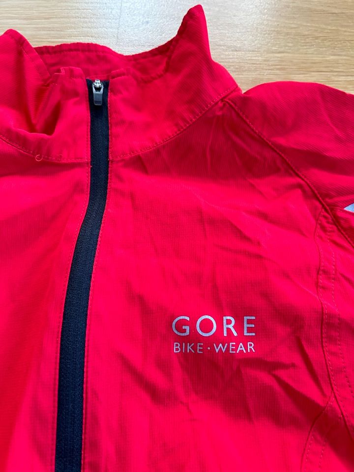 Gore Bikewear Windjacke, rot 38 - neuwertig in Nienberge