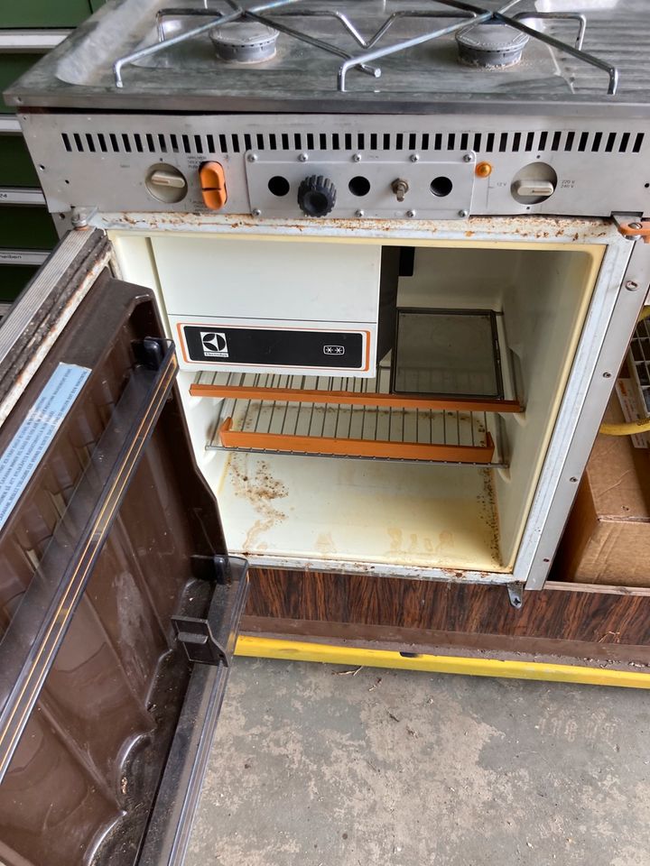 Electrolux 210 Camping Box Gaskocher Gasherd  Kühlschrank Kühlbox in Hillesheim (Eifel)