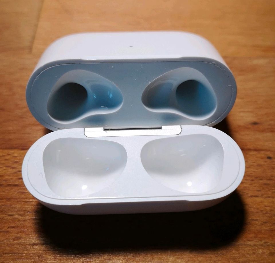 MagSafe-Ladecase für AirPods (3. Generation) in Gera