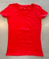 NEU Basic T-Shirt rot C&A Gr. S Hessen - Gießen Vorschau