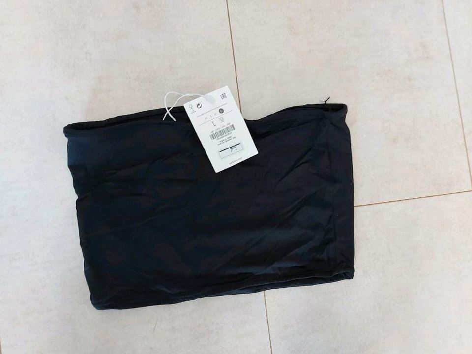 Größe L, Bershka - Top, Bandeau, schwarz in Taunusstein