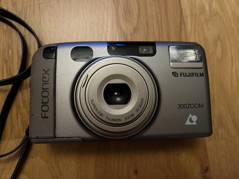 Fujifilm 300Zoom Fotonex  APS Fotokamera in Berlin