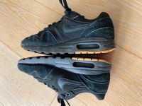 ⭐️ Nike Air schwarz Gr. 36,5 ⭐️ Nordrhein-Westfalen - Gütersloh Vorschau