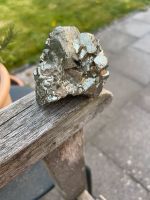 Pyrit wiegt 438 g  3,5cm x 7cm Nordrhein-Westfalen - Wiehl Vorschau
