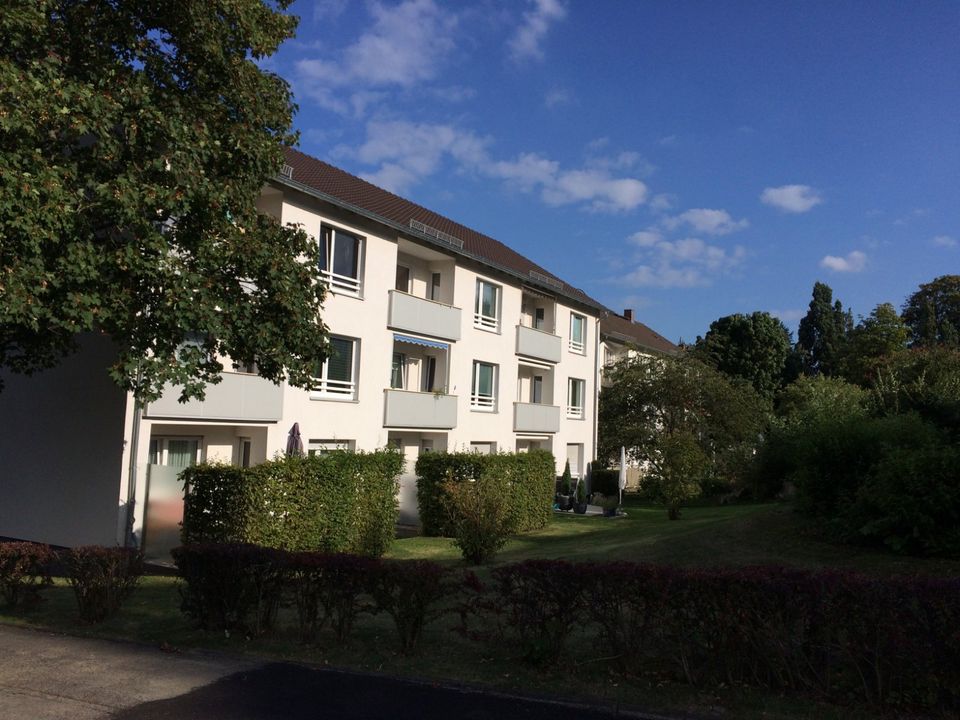 (Möblierte) 3­-Zi­-Wohnung inkl. EBK in KS-Wilhelmshöhe in Kassel
