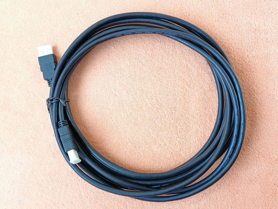 High Speed HDMI Cable with Ethernet - 5m – Neu HDMI-Kabel in Westerheim