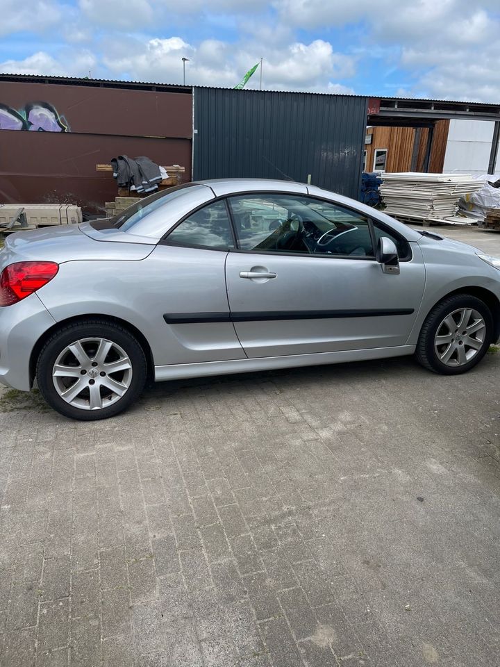 Peugeot 207 CC in Itzehoe