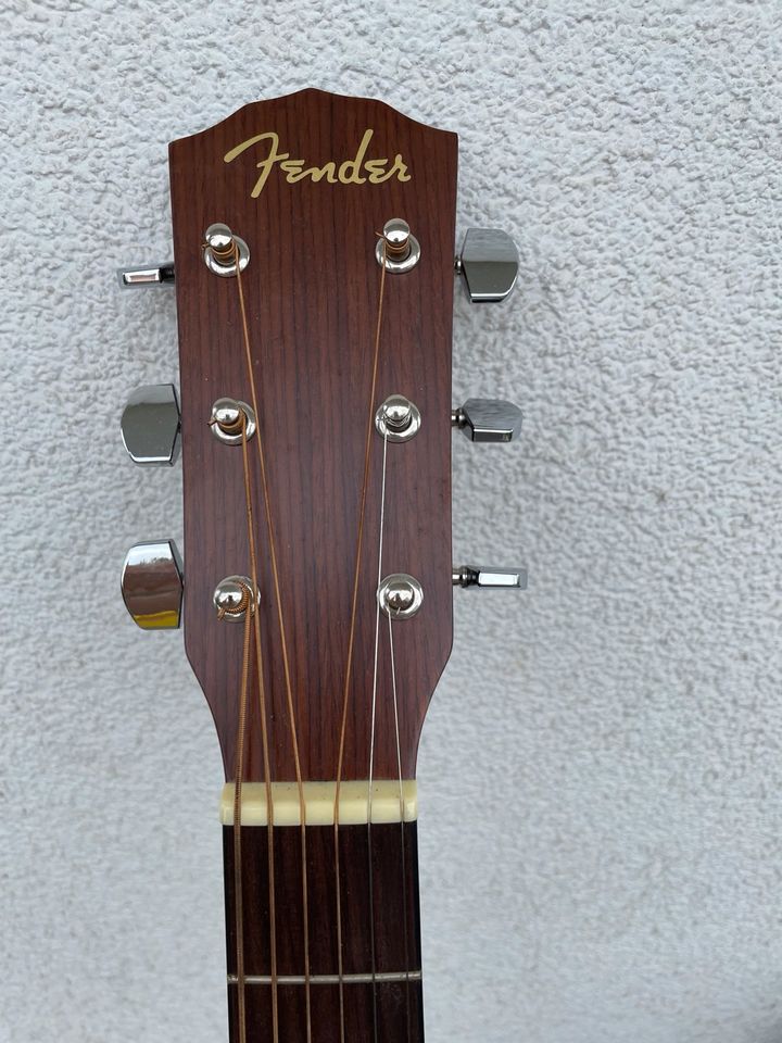 Fender Gitarre DG10CE NS in Berlin