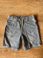 Graue Jungen Jeans Shorts Von Alive|Größe 140 kaum getragen Nordrhein-Westfalen - Bünde Vorschau