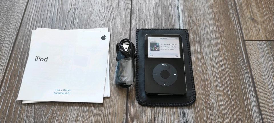 iPod Classic Video 5. Generation schwarz 30GB A1136 in Meerbusch