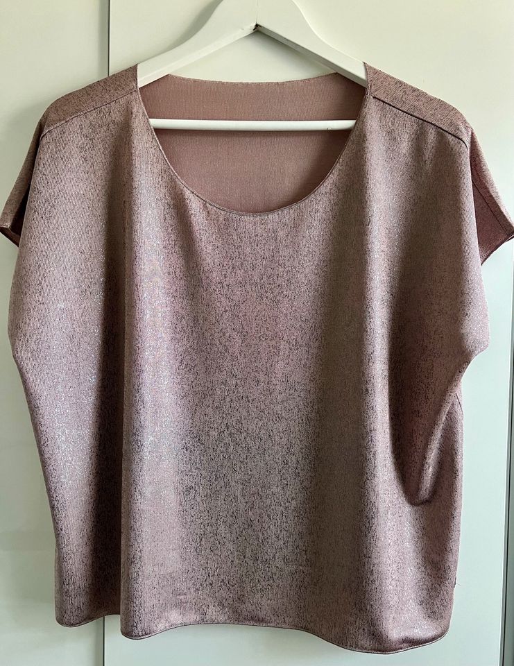 Wie neu exkl. Monari Glitzer Shirt Gr. XL 44 s. Maße Top Bluse 42 in Helmstedt