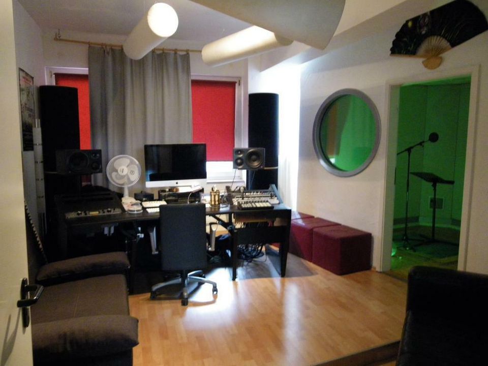 Studios + Büros, von 21 bis 71 qm, für Kreative im LOGIC-Haus-OF in Offenbach