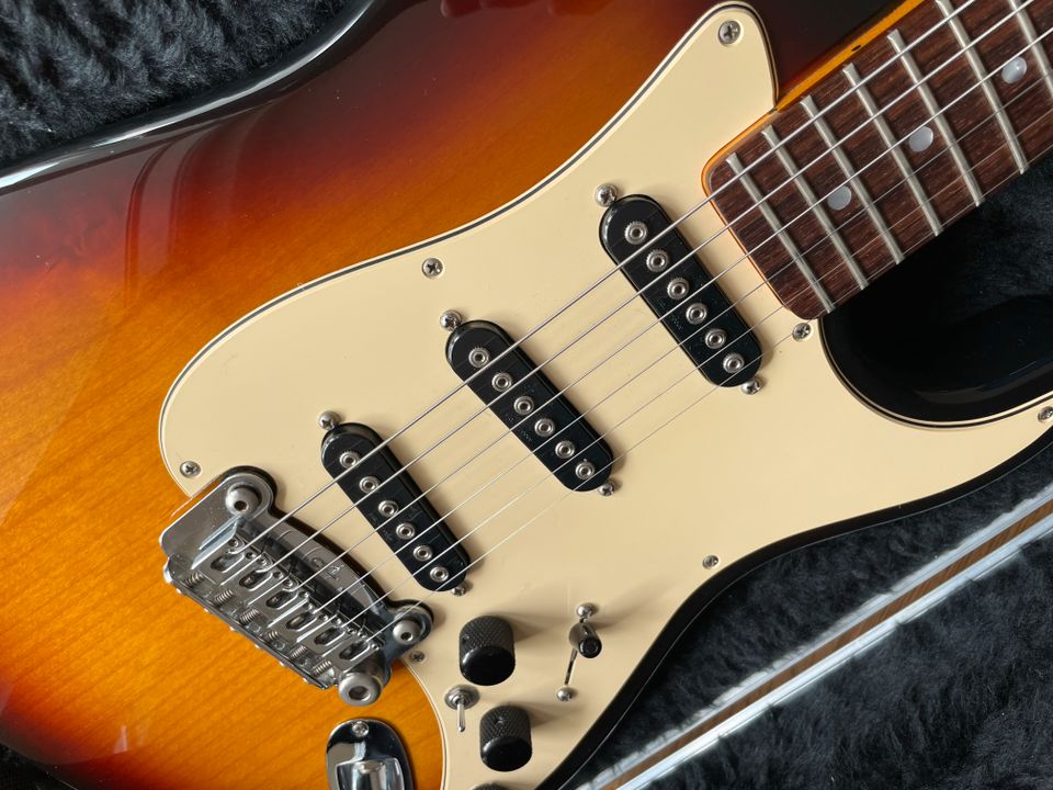 G&L S-500 USA Sunburst in Hamburg