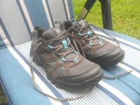 Salomon - Outdoor / Sport / Wander - Schuhe . Gr . 39 1/3 Niedersachsen - Lehrte Vorschau