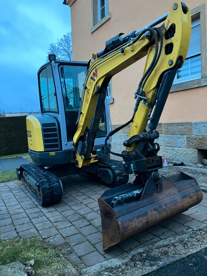 Minibagger Bagger 2,9t zu vermieten mieten leihen in Eckersdorf