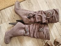 Damen Stiefel mit dünnem, hohen Absatz - Gr. 41 - Velourleder Hessen - Borken Vorschau