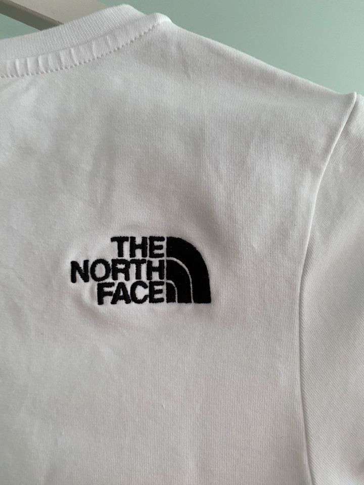 The North Face Damen T-Shirt weiß Cropped Gr. S / 36 Sport in Köln