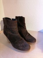 Esprit braune Winterstiefel Leder Keilabsatz Leipzig - Leipzig, Zentrum-Ost Vorschau