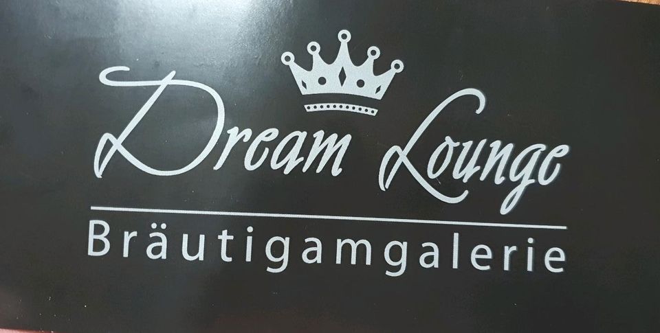 Gutschein Dream Lounge Hagen Brautkleid/ Herrenanzug in Hagen