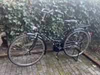 Hollandfahrrad Damen Fahrrad schwarz Sterne neuwertiger Zustand Nordrhein-Westfalen - Mönchengladbach Vorschau