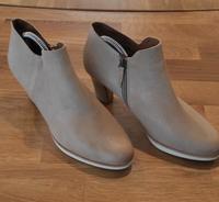 Tamaris, Stiefeletten, beige, 39, Absatz Rheinland-Pfalz - Kempfeld Vorschau