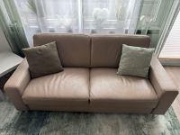 3er und 2,5er Echtleder Sofa mit Sitzpouf in Taupe Hannover - Misburg-Anderten Vorschau