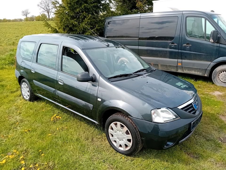 Dacia Logan Kombi 1.6 Benzin Klima fährt, Tüv 7-24 in Klein Gladebrügge